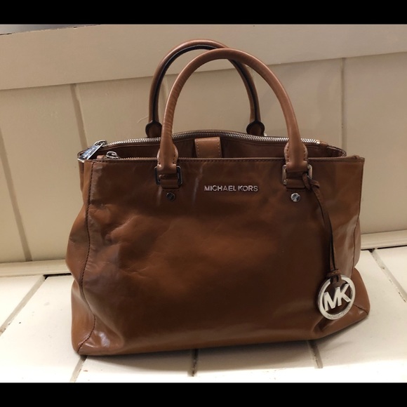 Michael Kors Handbags - Michael Kors leather satchel